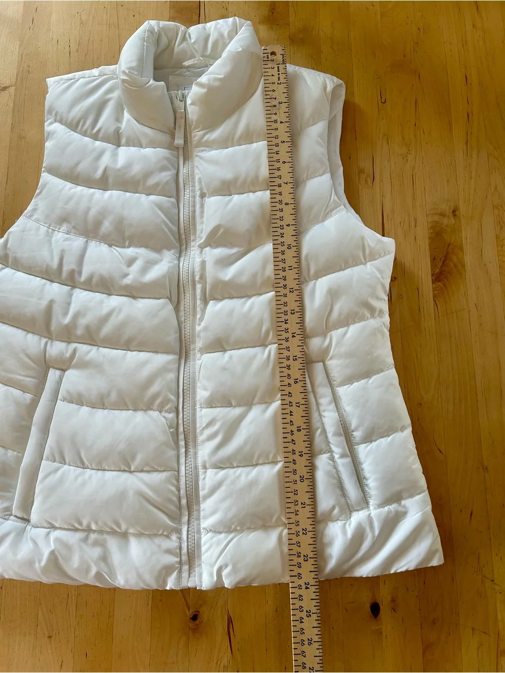 GAP ColdControl Lightweight Puffer Vest White Size S NWT